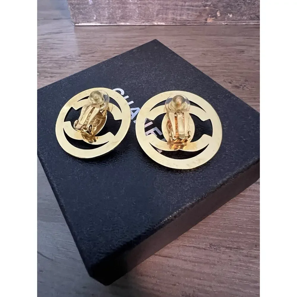 Vintage Chanel 97P Gold Tone Oversized CC Logo Clip Earrings Made in France
